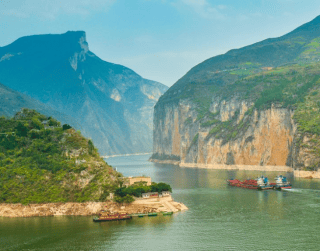 9D7N Explore Chongqing Highlight : Yangtze River, Xiahao & Danzishi Old Street, Baima Mountain Tianchi Qingyuan, Wulong Tankeng, Resort Hot Spring, Wujiang River Gallery By Batik Air On 27 Aug , 01,03