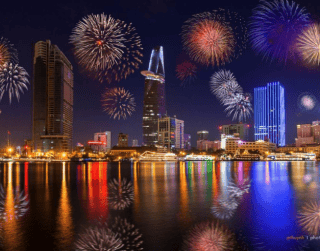 Tour Vietnam Tahun Baru 9D8N New Year Complete Vietnam Saigon Hanoi Halong Bay With Stay On Cruise + Kuala Lumpur By Malaysia Airlines *premium Airlines* (wh51)