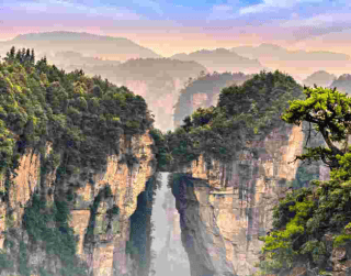 Tour China 9D Chongqing Zhangjiajie Chongqing – Wulong – Qianjiang – Fenghuang – Zhangjiajie By Cathay Pacific / China Southern Periode : Dec 2023 – Apr 2024 (wh03)