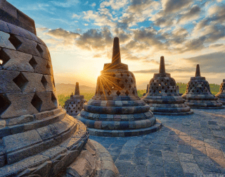 8 Hari Tour Overland  Jawa – Bali ( New Normal Package ) Dep 28 Oct– 4 Nov 2020  