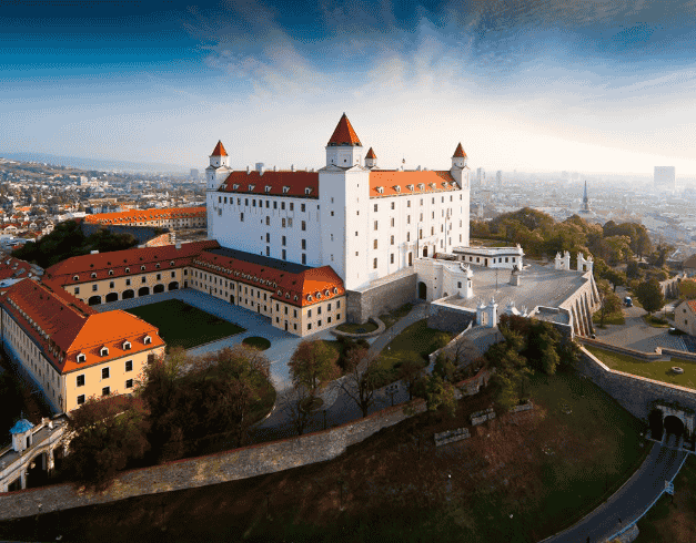 Tour East Europe 9D 2026 Lebaran Edition +Paris Shopping  1