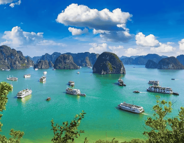 Tour Vietnam Tahun Baru 9D8N New Year Complete Vietnam Halong Bay On Cruise Dep 27DEC 2023 (wh51) 1