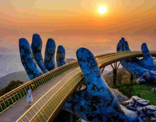 Private Tour Vietnam Smart Saver 5 Days Beautiful Vietnam Hanoi – Halongbay Cruise - Danang Golden Bridge By Vietnam Airlines Tanggal Keberangkatan : Jan – Des 2023 Minimum 4 Orang Keberangkatan 