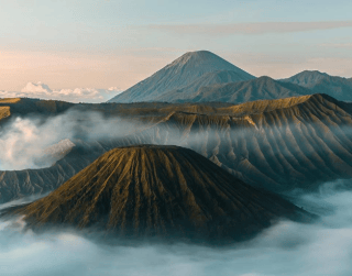 LAND TOUR 4 HARI 3 MALAM MALANG BATU – BROMO SURABAYA PERIODE : FEB – DES’23 (Low season) Coban Rondo/Flora San Terra, Jatim Park 3 , Bromo , Musium Angkot , Kampung Heritage .