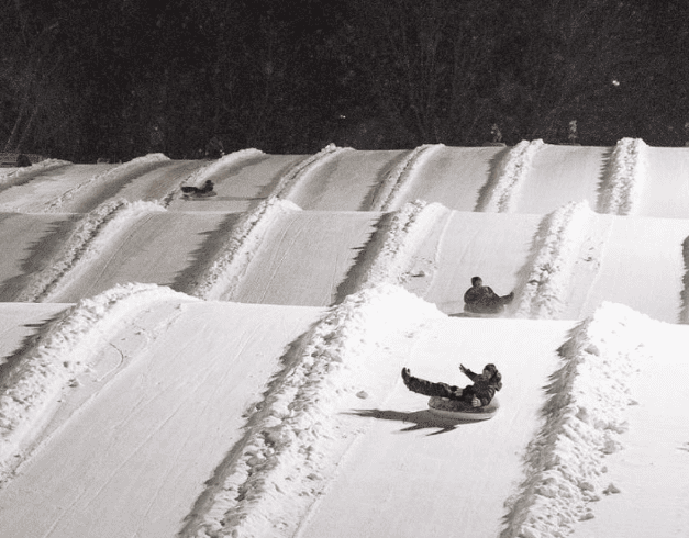 Tour Winter West Europe 10D 2025 Christmas Holiday + Snow Tubing 1