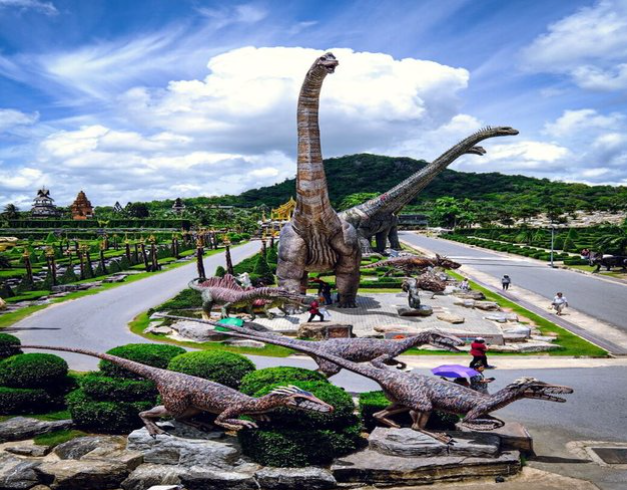 Tour Thailand 4D Bangkok Pattaya Dinosaurus Park + Frost Magic 1
