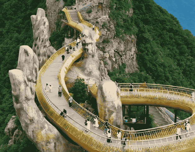 Tour Vietnam 2026 8D Amazing Complete Lebaran Vietnam + Kuala Lumpur 1