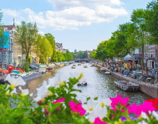 Tour West Europe 2025 Lebaran Edition 10 Hari Spring + Keukenhof Tulip Keberangkatan 01 Apr'25 By Qatar Airways (wh05/t4)