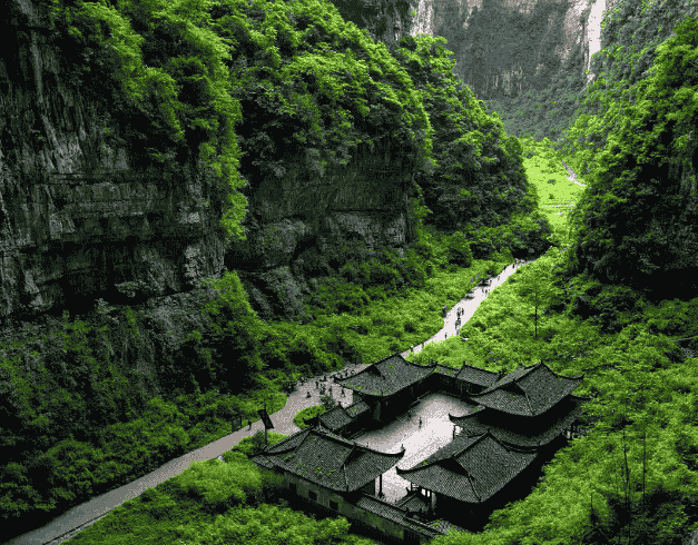 Tour China 9 Hari Chongqing Zhang Jia Jie Dep Date 25 Oct , 08 Nov , 15 Nov & 22 Nov 2023 By Cathay 1
