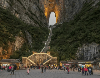 Tour China 2025 8D Winter School Holiday Guangzhou Zhangjiajie Shanghai by MH