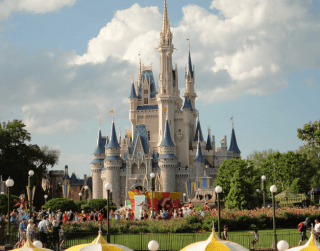Tour China 2025 8D Splendid Lebaran China Beijing + Shanghai Disneyland By Malaysia Airlines Dep : 26, 27, & 28 Mar 2025 (wh51 - T03)