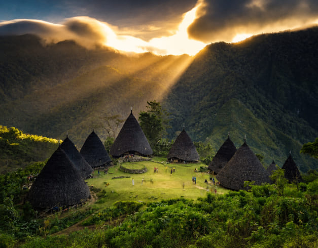 2D1N Trekking Wae Rebo 1