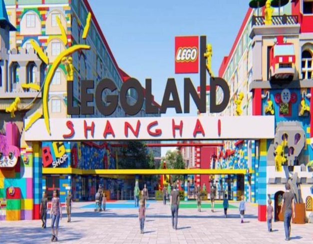 8D Beijing Shanghai + 3 Theme Parks Christmas 1