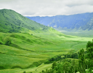 4D3N BROMO BATU MALANG SURABAYA BY AIR ASIA Nov-Dec 2020 From Rp. 3.920.000 ( WH-60)