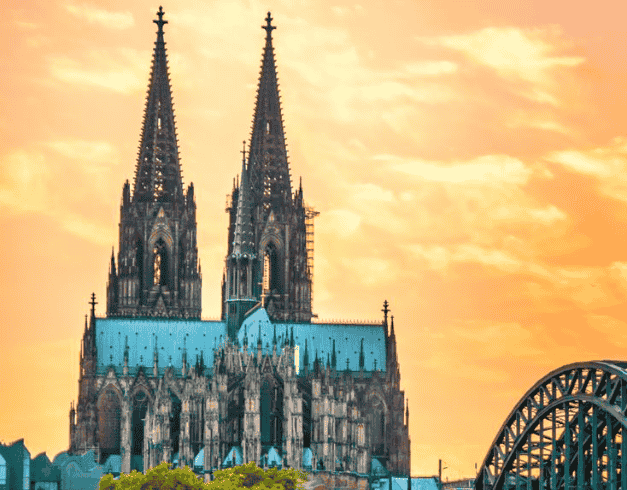 Tour West Europe 9D 2026 Long Weekend Lucerne + Scaffhausen 1