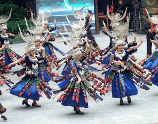 Tour China 9D Fun Combo Cities : Chongqing Guizhou + Tong Ren Grand Canyon By Shandong Airlines Dep : Sep - Des '24 (wh56 - T03)