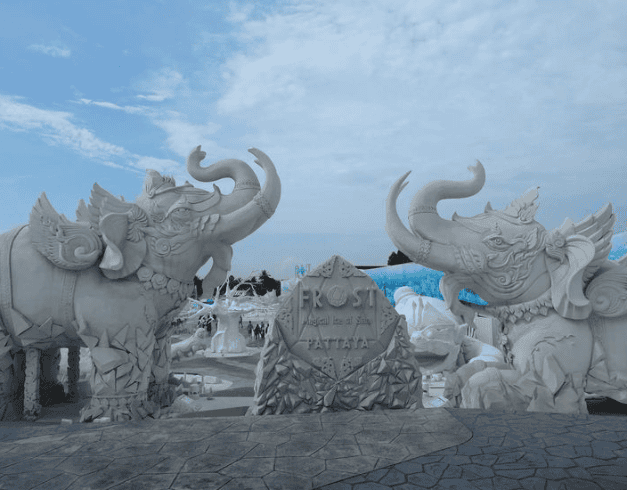 Tour Thailand 2026 4D Bangkok - Pattaya Dinosaurus Park + Frost Magic 1