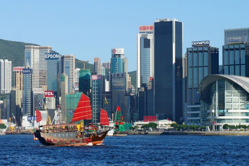 11-tempat-wisata-terkenal-yang-selalu-menjadi-pilihan-utama-tour-ke-hongkong_large.jpg