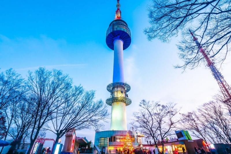 daya-tarik-namsan-tower_large.jpg