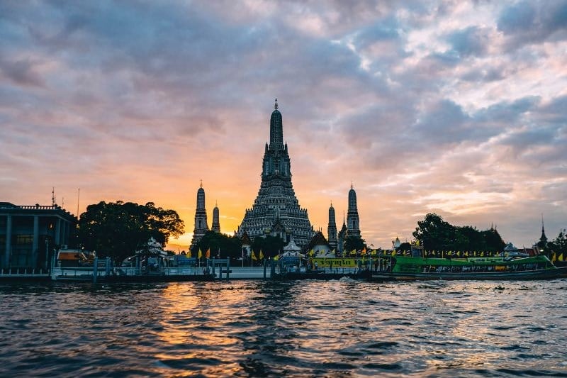 destinasi-wisata-luar-negeri-murah_large.jpg