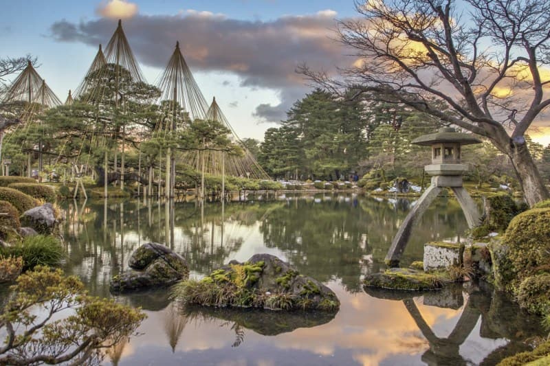 paket-liburan-ke-jepang-termasuk-tiket-pesawat-5-kota-wisata-jepang-yang-wajib-dikunjungi-cek-disini_large.jpg