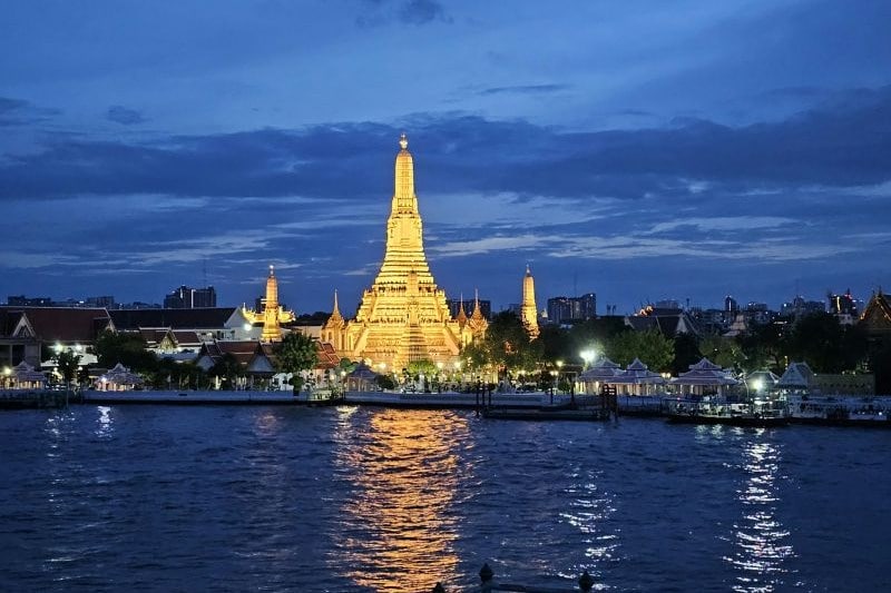 paket-tour-bangkok-termasuk-tiket-pesawat_large.jpg