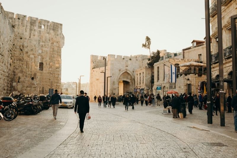 paket-tour-holyland-dan-eropa_large.jpg