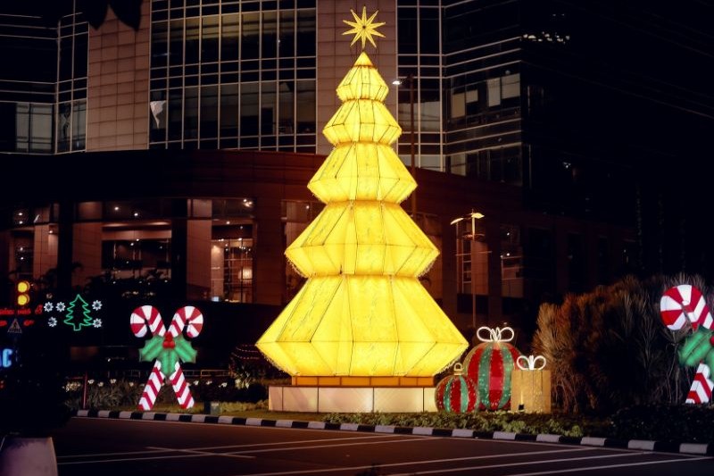 paket-tour-singapore-christmas-new-year_large.jpg