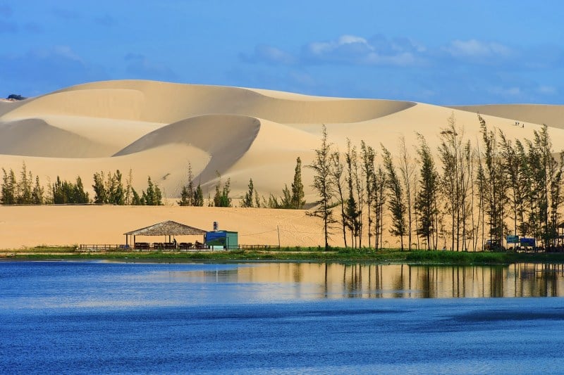 paket-tour-vietnam-2024_large.jpg