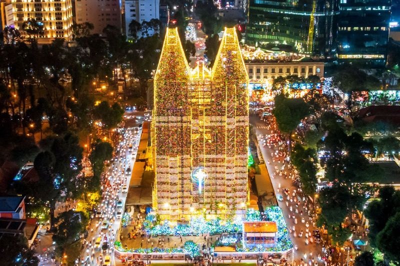 paket-tour-vietnam-christmas-new-year_large.jpg