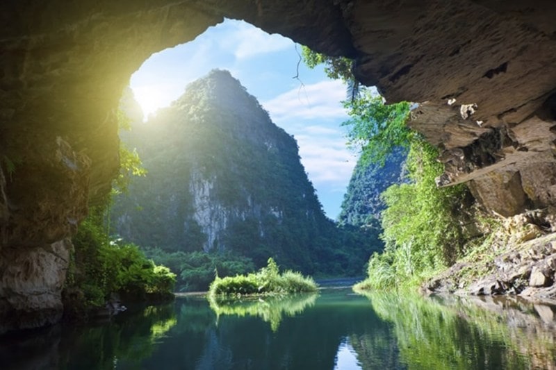 paket-wisata-ke-vietnam-4-hari-3-malam_large.jpg