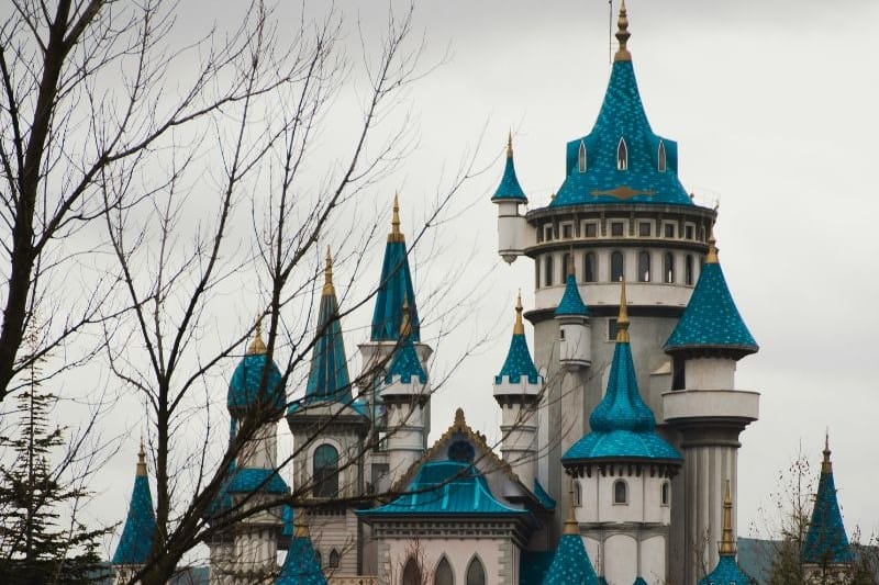 tour-jepang-disneyland-dan-universal-studios-japan_large.jpg