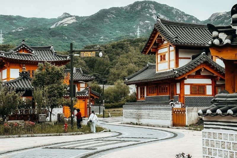 tour-korea-libur-sekolah-2025_large.jpg
