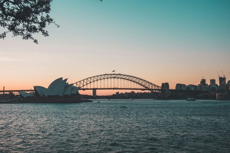 travel-to-australia_large.jpg