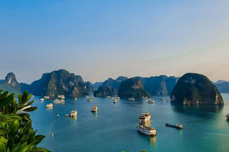 wisata-vietnam-hanoi_large.jpg
